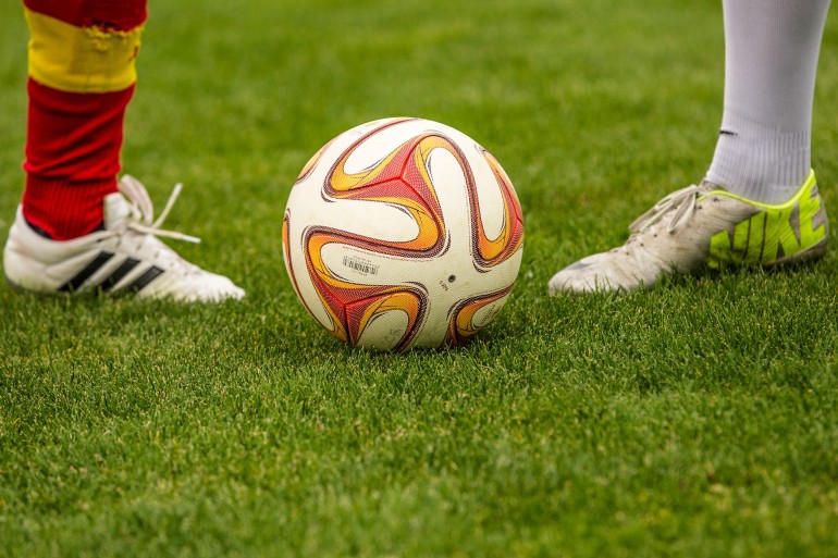 football-1350720_1920